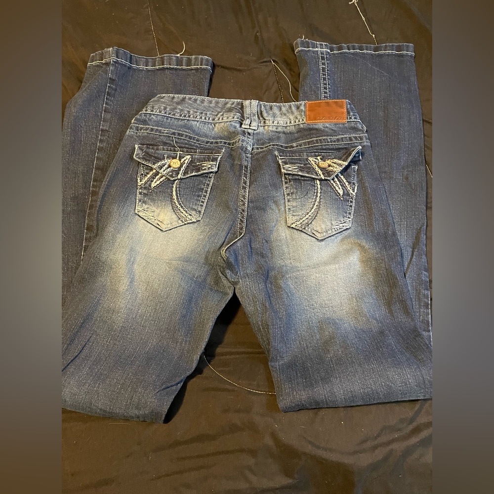 Maurice’s jeans size 3/4 long.